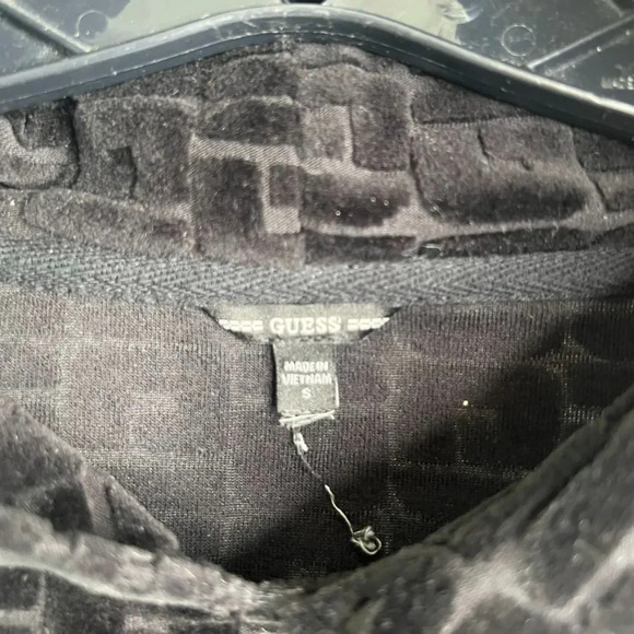 Guess Black Textured Hooded Cropped Sweater‎ Size Small - Picture 9 of 13